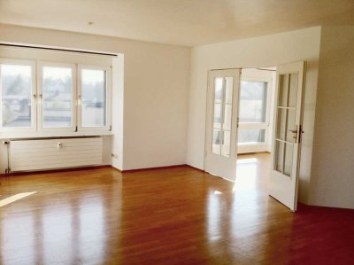 Über den Dächern von Radebeul - Sonnige 4,5 - Zimmer Wohnung mit herrlicher Aussicht