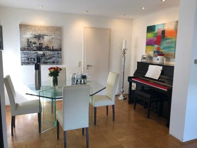 *Einfamilienhaus mit Einliegerwohnung in der naturnahen Lage*