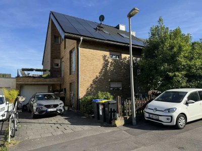 Gepflegte 2-Zimmer Dachgeschosswohnung in Köln Rondorf