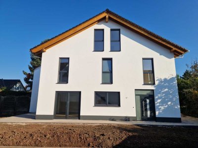 Neubau Doppelhaushälfte in Top Lage von Worms-Hochheim mit Garage