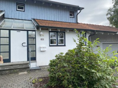 Charmantes Reiheneckhaus mit 3,5 Zimmern in Pähl