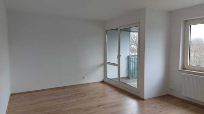 Geräumige und bezugsfertige 3 Zimmerwohnung mit Balkon