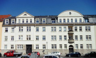 3 Zimmer Dachgeschosswohnung mit bester Infrastruktur in ruhiger Stadtlage DD Trachau
