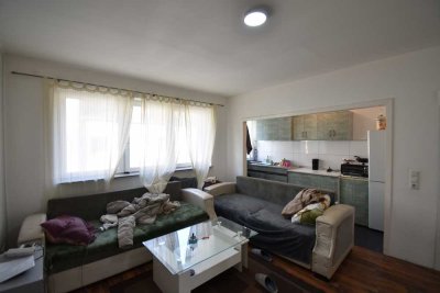 DU-Meiderich! Gut geschnittene 2-Zi-Whg zu vermieten