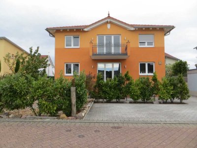 Schöne, geräumige 4-Zimmer OG-Wohnung in Ubstadt-Weiher/OT Weiher
