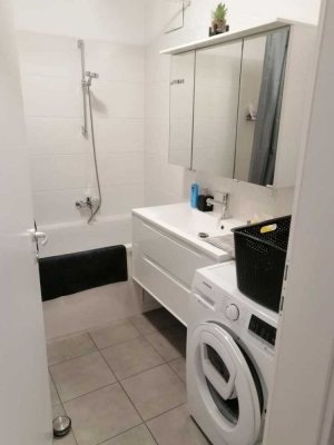 Geschmackvolle, gepflegte 1,5-Zimmer-Wohnung mit Balkon und EBK in Gera