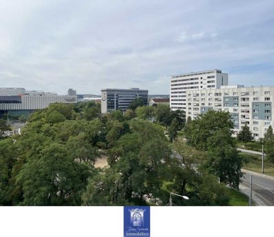 Ihr neuer Lieblingsplatz! Großer Balkon, zwei Bäder, Sauna, EBK, Fußbodenheizung!