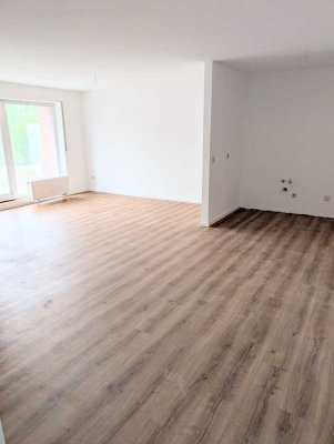 * NEU: 2-Raum-Wohnung mit Terrasse sucht neuen Mieter *
