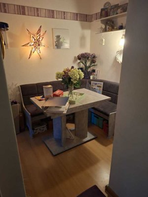 Wohnen mit Charakter: 2-Zimmer-Wohnung in Berlin-Lichtenrade mit Garage