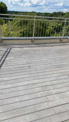 Helle 4-Zimmer Wohnung mit Balkon und Garage in Bergisch Gladbach