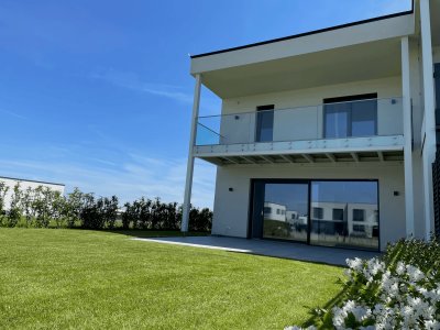 LUXUS: Wohnen wie im Urlaub mit direktem Seezugang in Oberwaltersdorf