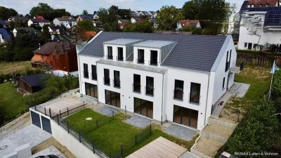 Neubau Eigentumswohnung
Leben wie im eigenen Haus 
Wärmepumpe
KFW 55 2 Bäder / Terrasse