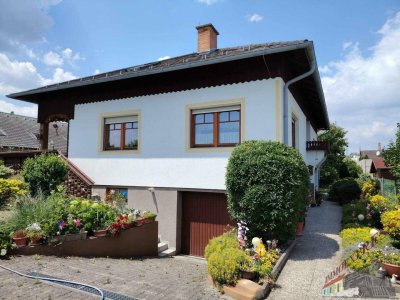 Einfamilienhaus in versteckter, ruhiger Siedlungslage (Sackgasse) mit schönem Garten wartet auf Sie!