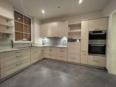 Hochwertig ausgestattete 4 Zimmerwohnung unweit des Sonneberger Stadtparks!