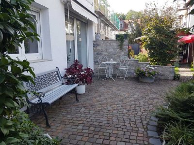 3,5-Zimmer-Wohnung mit Wintergarten und Terrasse in Toplage von Bad Homburg – Ober-Eschbach