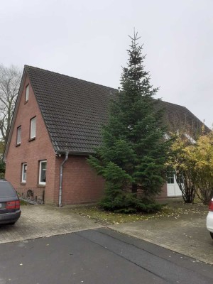 Gepflegtes 4 Familienhaus in Lunden! Preis VHB