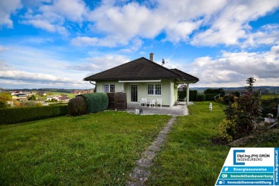 Wohnen im Grünen – modern ausgestattetes Einfamilienhaus nahe dem Ortszentrum von Lohnsburg!