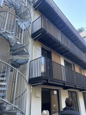 Top moderne 2 Zi-Wohnung mit Balkon in ruhiger Innenhoflage in Haidhausen