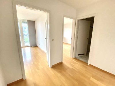 Top Lage in Efferen: Schöne 2 Zimmer Wohnung mit neuer Küche und Sonnenbalkon