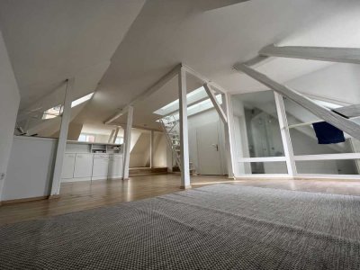 Tolle helle 85qm Maisonette Wohnung mit Balkon in bester Lage