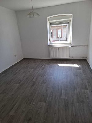 Helle, gemütliche 2 Zimmer Wohnung