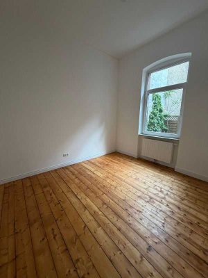 Einziehen & wohlfühlen: Frisch renovierte Singlewohnung im EG in der Nähe der Neckarpromenade