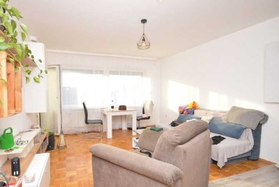 Sonnige, gemütliche 2-Zimmer-Wohnung mit Westbalkon + Tageslichtbad in guter Lage.