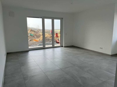 **Souterrain-Neubau: Hell, modern und ruhig!**