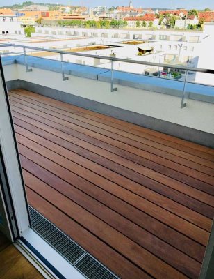 Penthouse in Böblingen mit drei Garagen & Panorama-Blick-Provisionsfrei