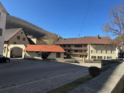Ca. 1800m² Riesen-Anlage, perfekt für viele Konzepte: Hotel/Mehrfamilienhaus/Gastro usw.
