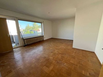 Zentrale 1-ZKB-Wohnung mit Balkon und neuer Einbauküche