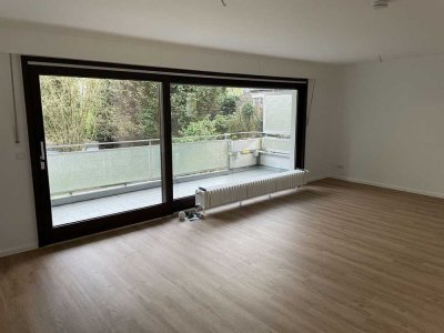 Größzügige 4-Raum Wohnung mit Garten