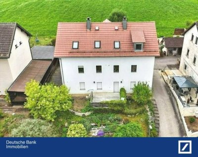 Charmantes Mehrfamilienhaus mit Entwicklungspotenzial