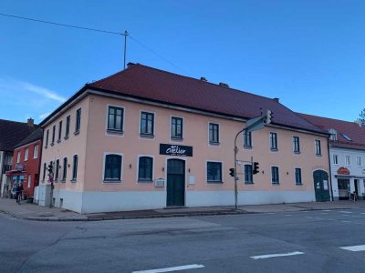 Wohn- und Geschäftshaus mit vielen Möglichkeiten mitten in Aichach / Toplage zu vermieten!
