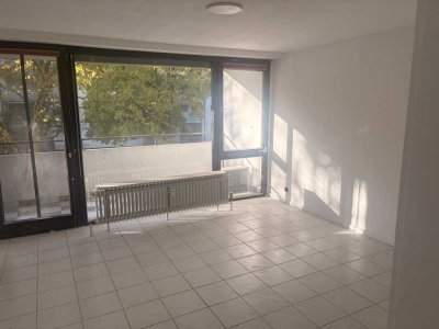 Helle 2,5-Zimmer Wohnung mit Balkon im 1. OG in Gaggenau