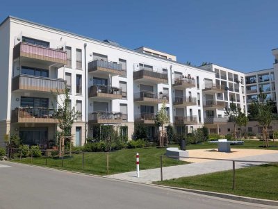Attraktive 3-Zimmer-DG-Wohnung mit gehobener Ausstattung, Einbauküche und Balkon in Regensburg-Ost