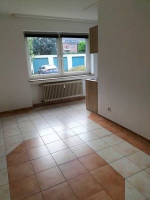 Appartement 24 qm, Herzogenrath-Straß, 1 Z mit Kochnische und Single Küche, Diele, Duschbad, Keller