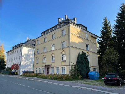 Sanierte 3-Raum-Wohnung mit 75 m² im 3.OG im Denkmal + Abstellbereich im DG