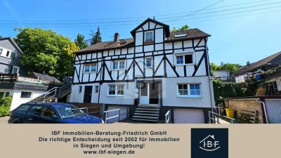 3 Wohnungen in charmanter Doppelhaushälfte – Investorenobjekt im Altbau-Flair von Freudenberg