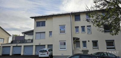 Schöne, helle  3 Zimmer-Wohnung mit Terrasse und Garten