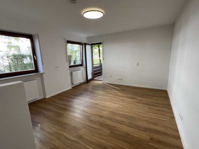 Charmante 1-Zi.-Wohnung in Hochparterre mit Loggia – frisch renoviert & zentral ! - OHNE PROVISION !