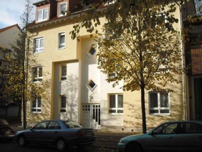 Eigentumswohnung in NDH-Oberstadt mit Einbauküche, Balkon und  Carport 3 ZKB