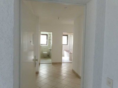 Ffm-Rödelheim, 3 ZW., Balkon, Einbauküche