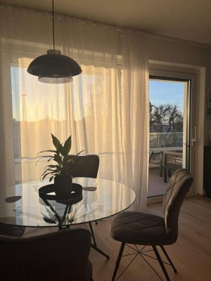 Möblierte 2-Zimmer-Wohnung mit großem Balkon in ruhiger Lage zu vermieten