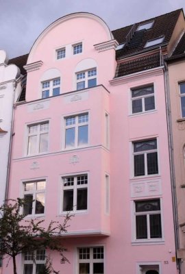 4-Zimmer Maisonette Wohnung mit Balkon im Benrather Rathausviertel