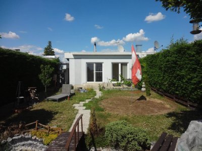 TOLLER, KLEINER BUNGALOW MIT SEENUTZUNGSMÖGLICHKEIT!