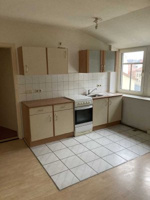 frisch renovierte - große 2-Raum-Wohnung in Zittauer Innenstadt - WG geeignet