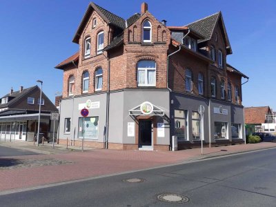 Helle zentral gelegene 3 Zimmer Wohnung mit Balkon