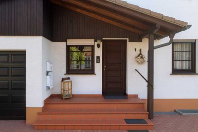 2-ZKB mit Garten und Stellplatz in ruhiger Lage und kleiner Eigentümergemeinschaft