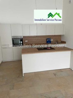 3-Zimmer-Wohnung in Passau-Neustift mit großem Balkon, Küche, Lift und Keller.